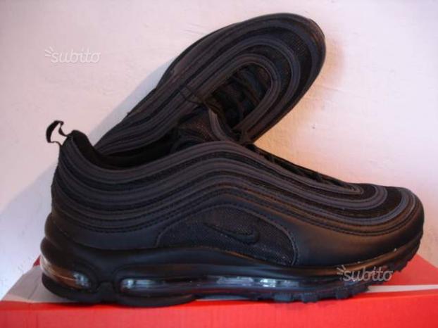 Nike Silver Nere : Scarpe Nike - Grande assortimento di calzature su  Zonalucida.it