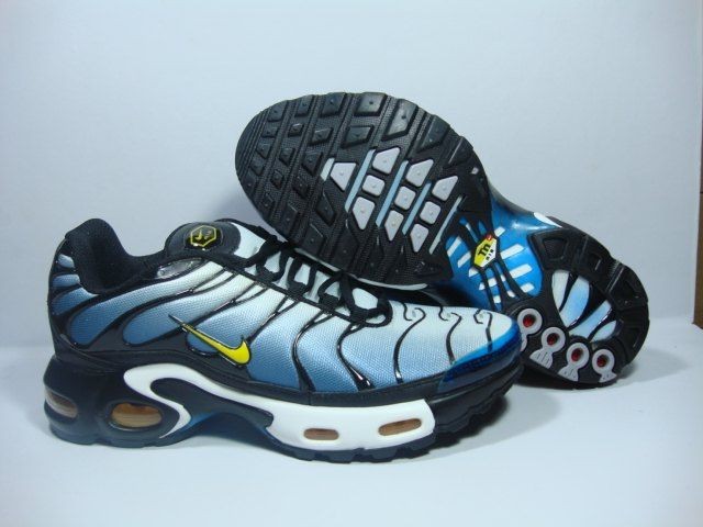 Nike Squalo : Scarpe Nike - Grande assortimento di calzature su  Zonalucida.it